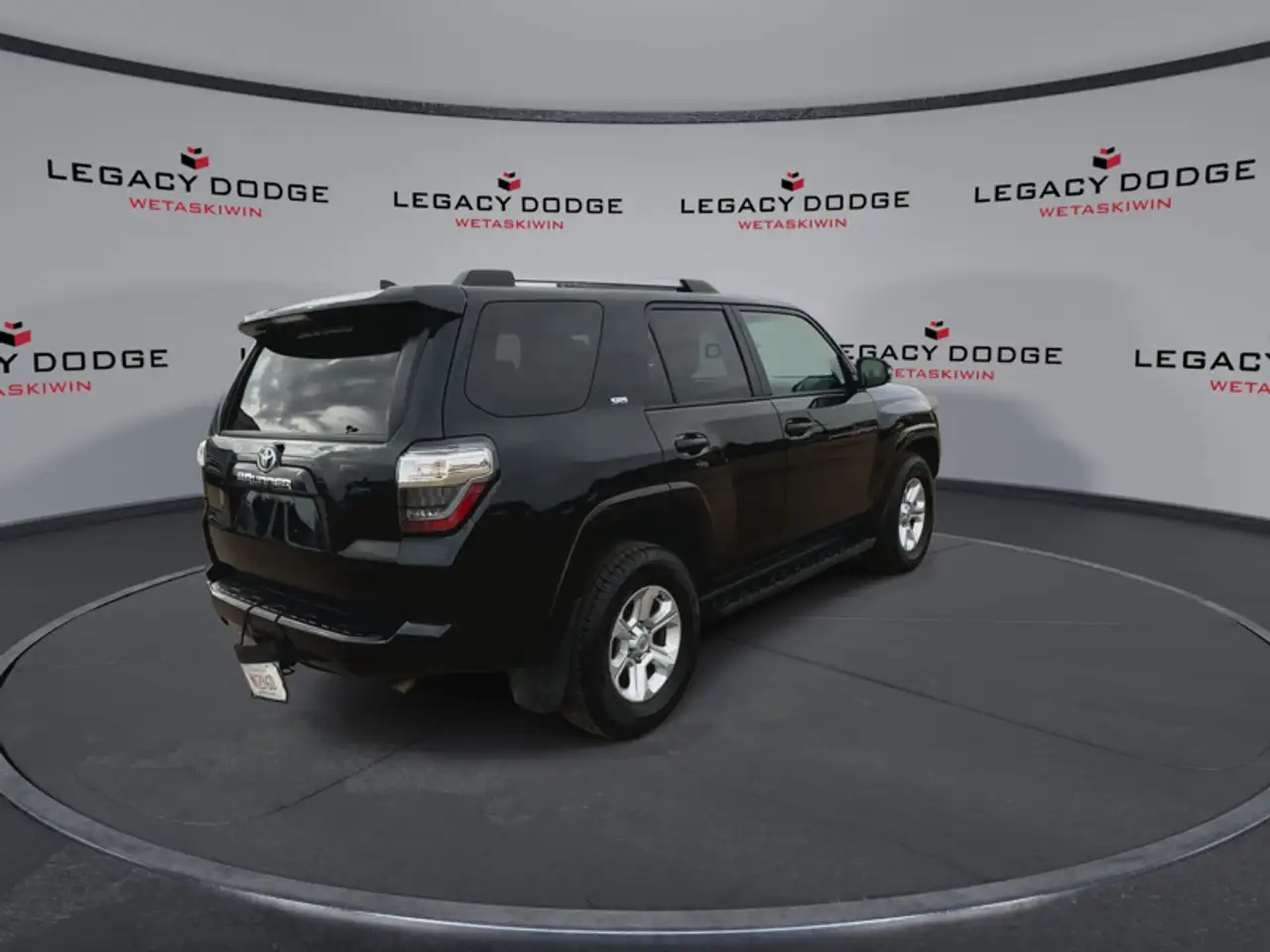 Toyota 4-Runner снимка Toyota 4-Runner