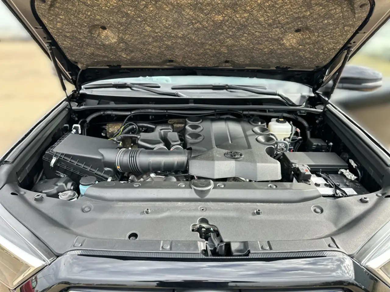 Toyota 4-Runner снимка Toyota 4-Runner