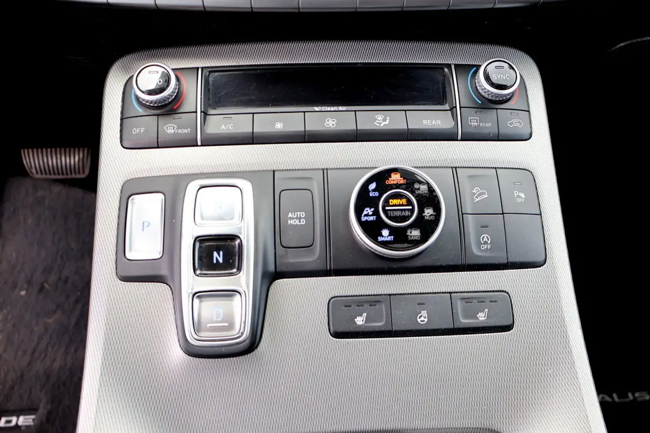 Hyundai PALISADE photo Hyundai PALISADE