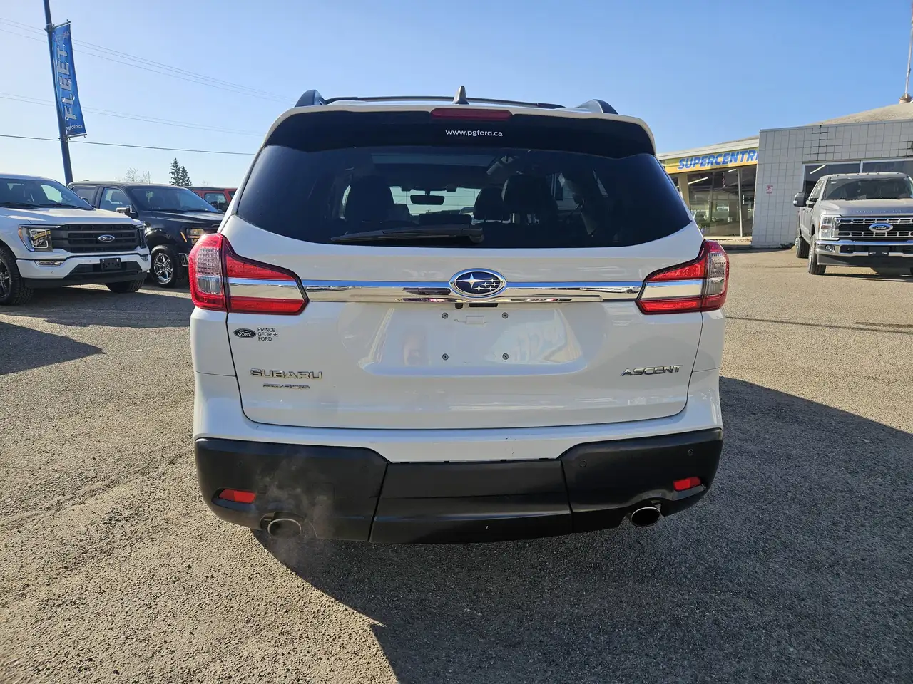 Subaru Ascent photo Subaru Ascent