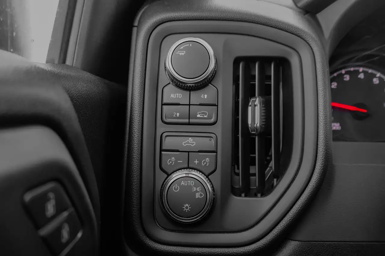 GMC Sierra 1500 снимка GMC Sierra 1500