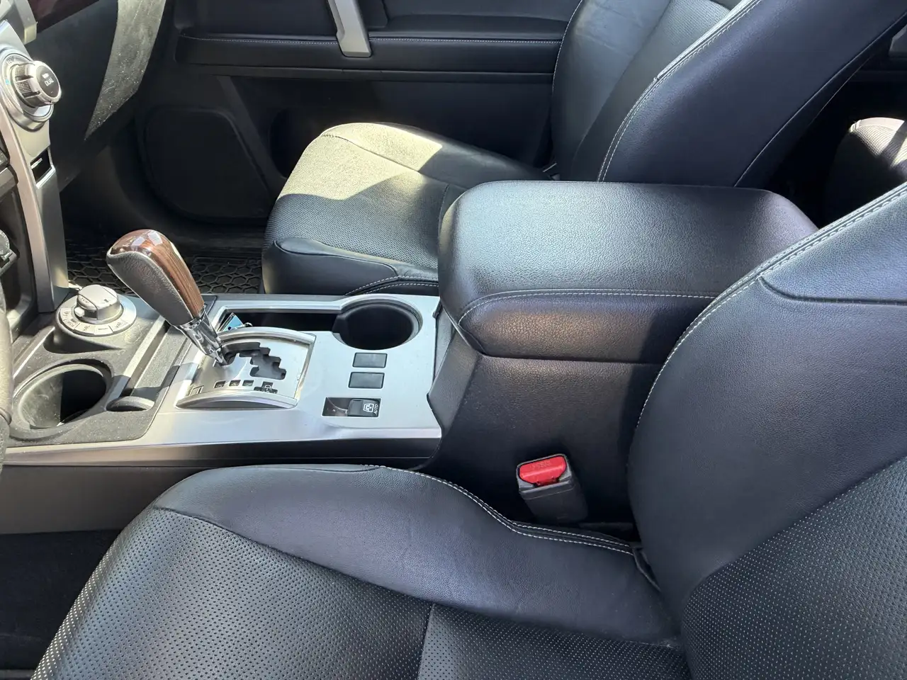 Toyota 4-Runner photo Toyota 4-Runner