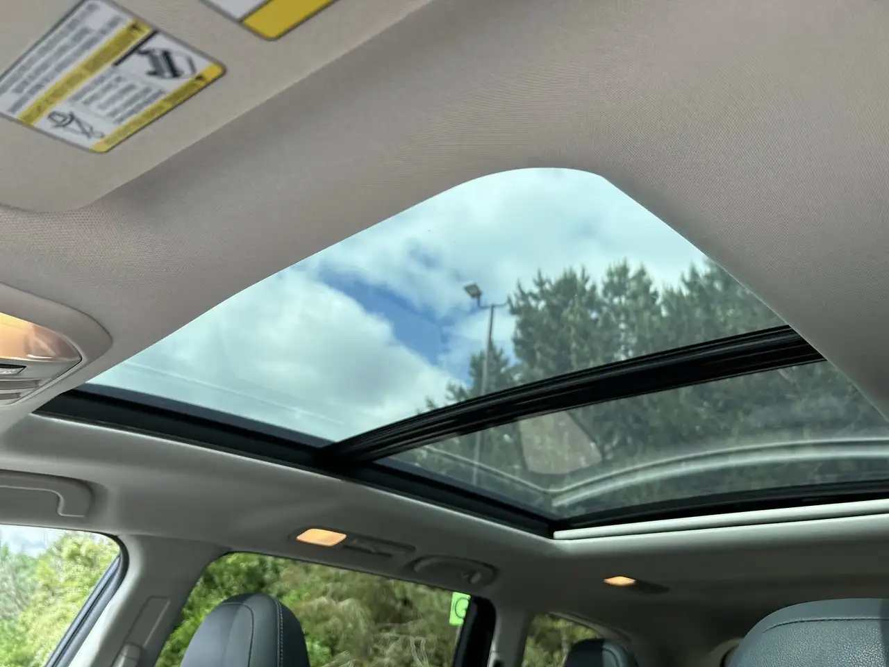 Subaru Ascent photo Subaru Ascent