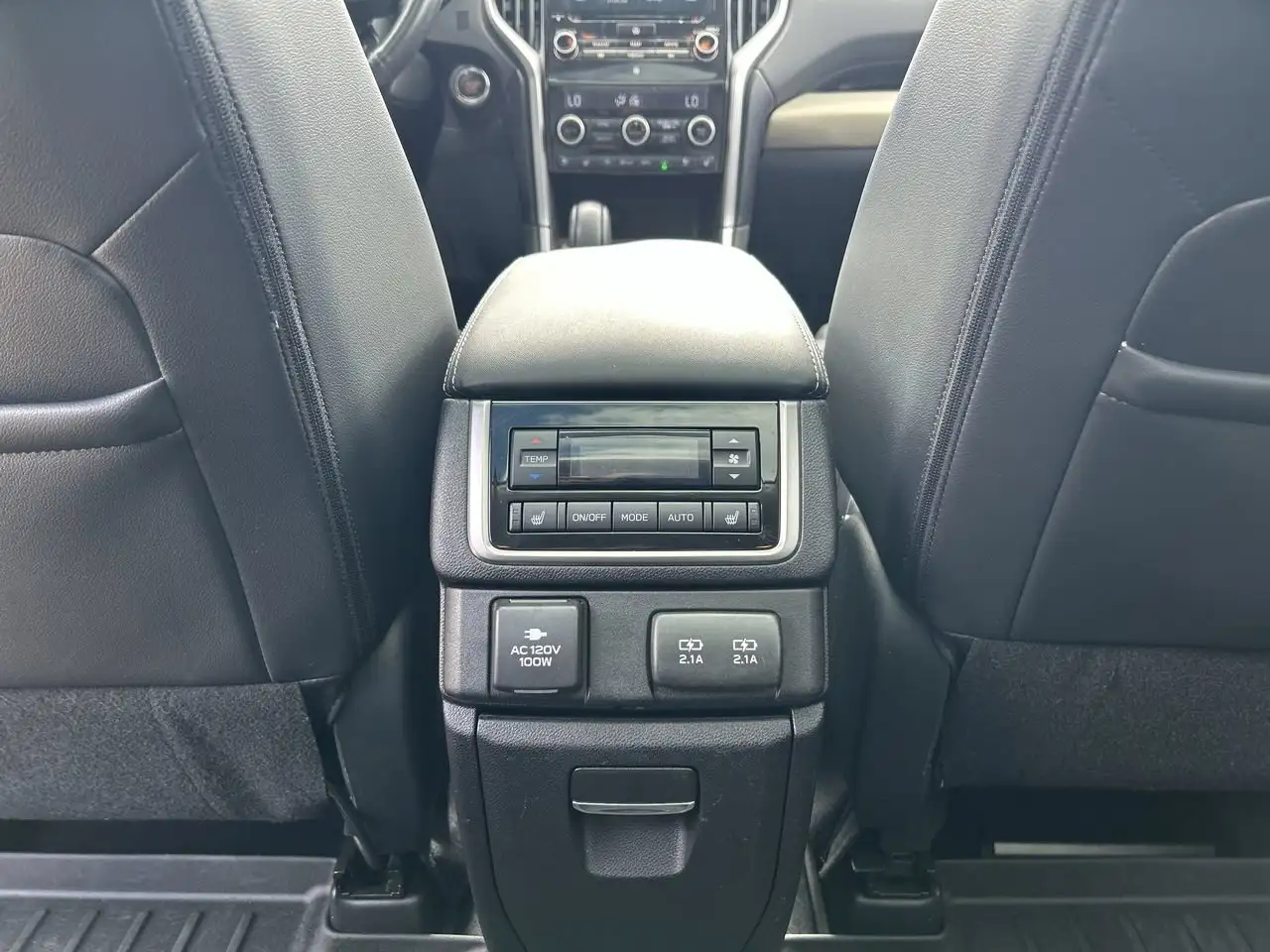 Subaru Ascent photo Subaru Ascent