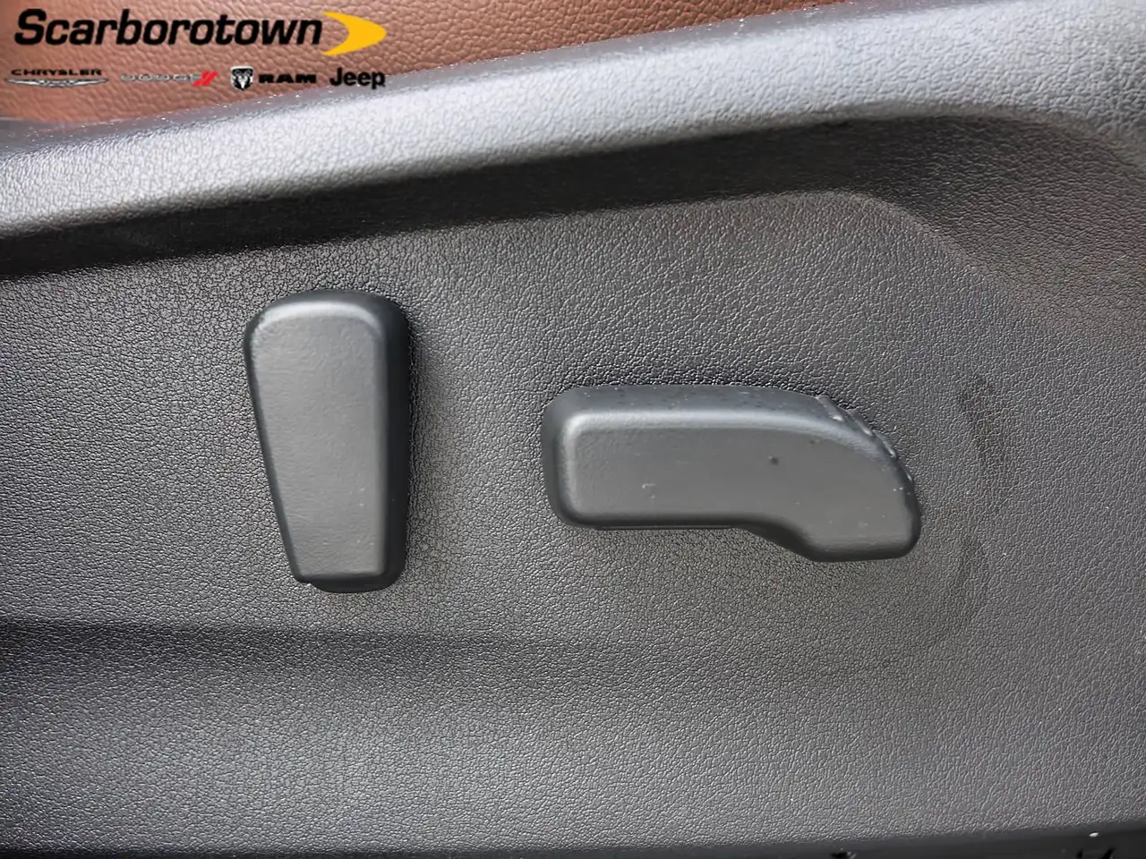 Subaru Ascent photo Subaru Ascent