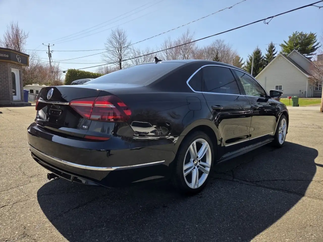 Volkswagen Passat photo Volkswagen Passat