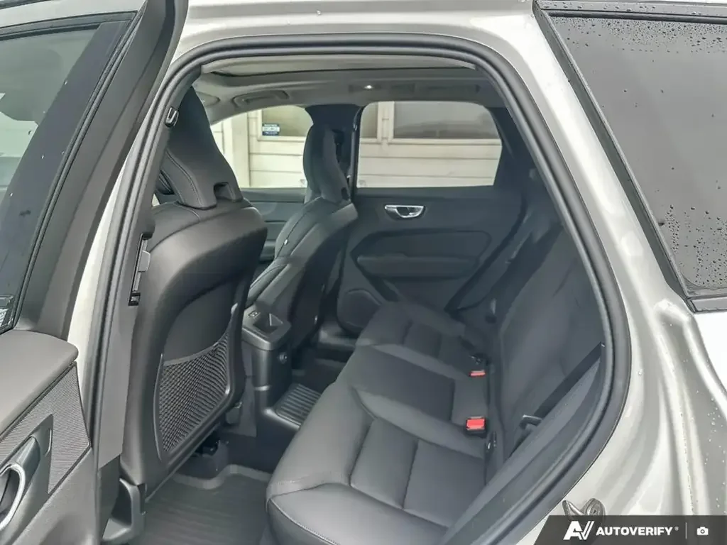 Volvo XC60 photo Volvo XC60