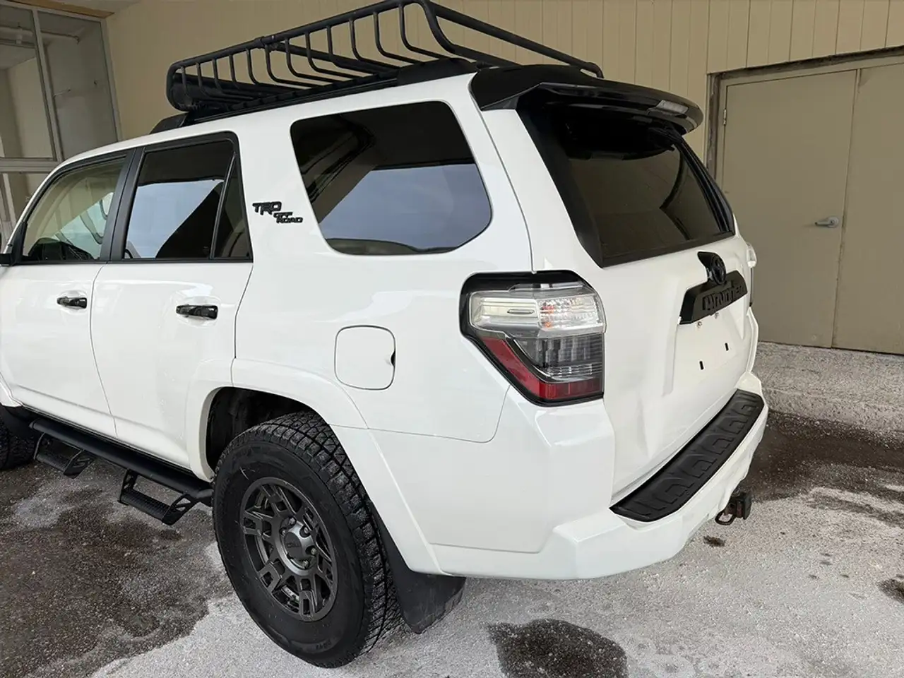 Toyota 4-Runner снимка Toyota 4-Runner