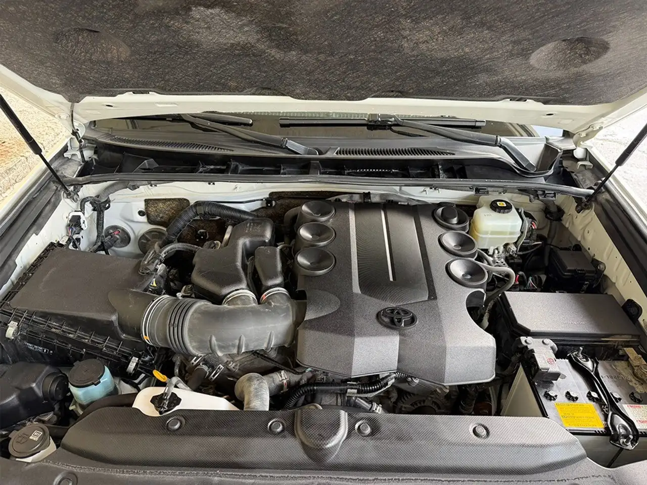 Toyota 4-Runner снимка Toyota 4-Runner