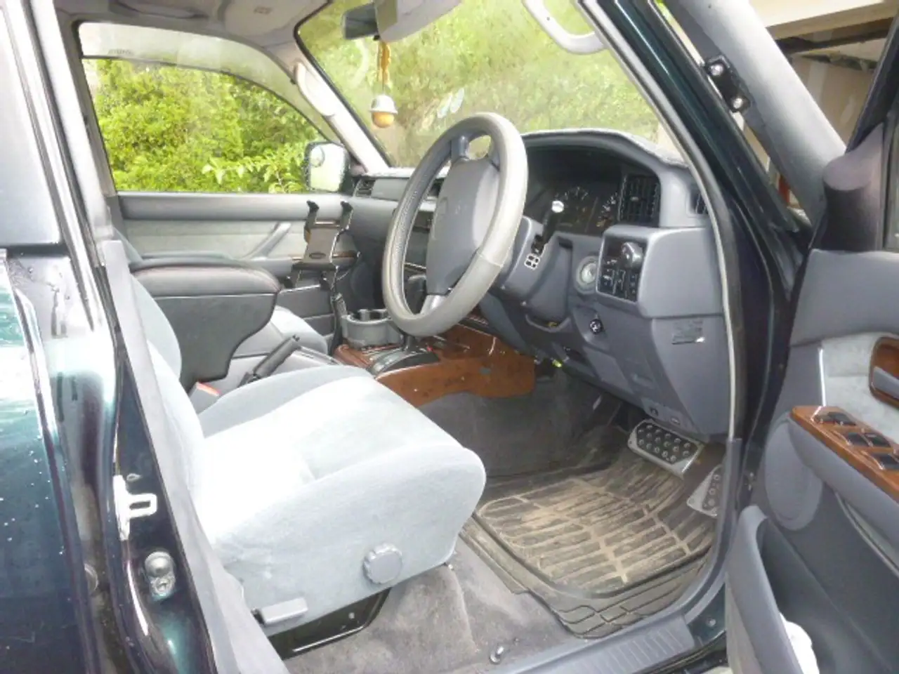 Toyota Land Cruiser снимка Toyota Land Cruiser