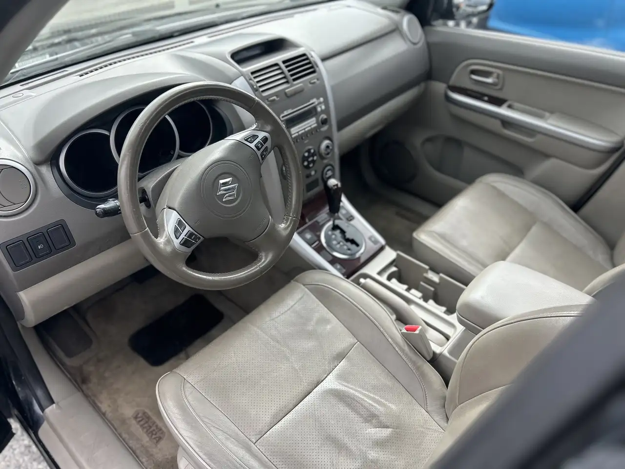 Suzuki Grand Vitara снимка Suzuki Grand Vitara