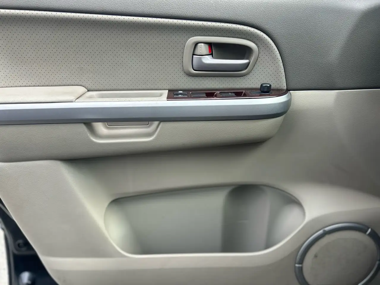 Suzuki Grand Vitara снимка Suzuki Grand Vitara