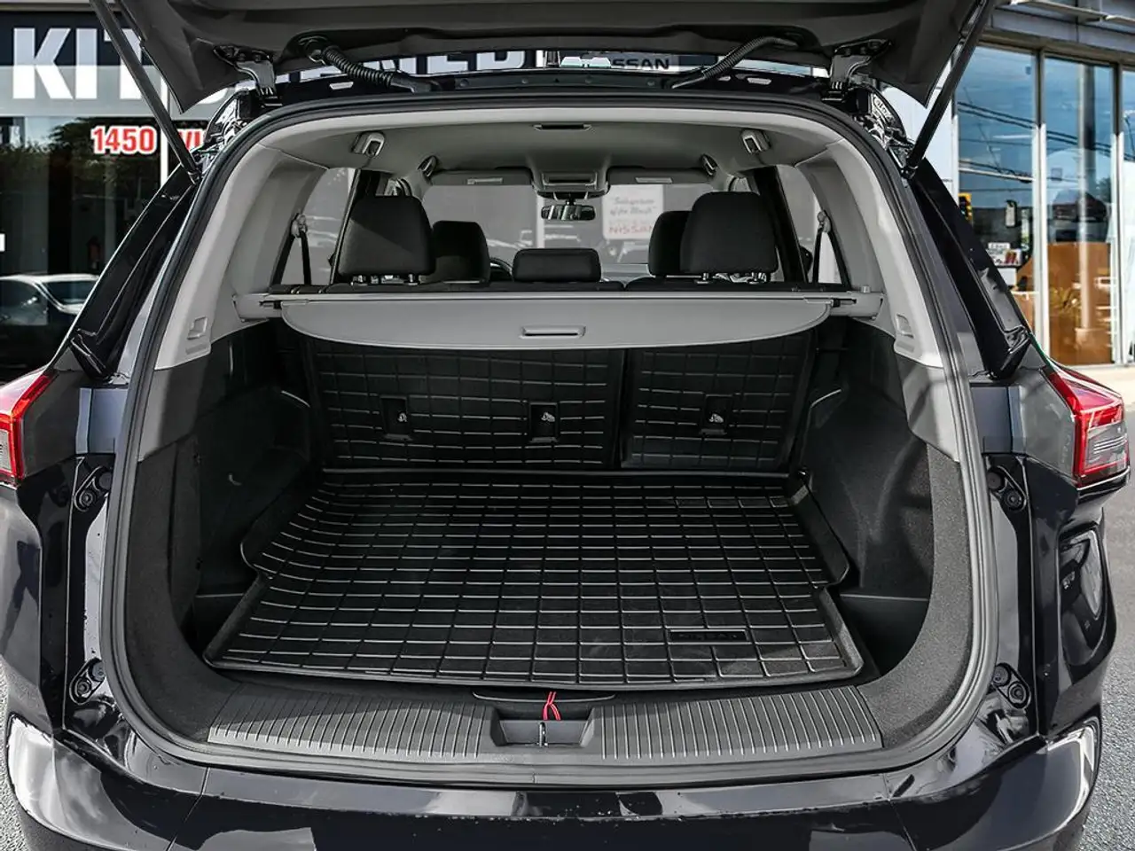 Nissan Rogue снимка Nissan Rogue