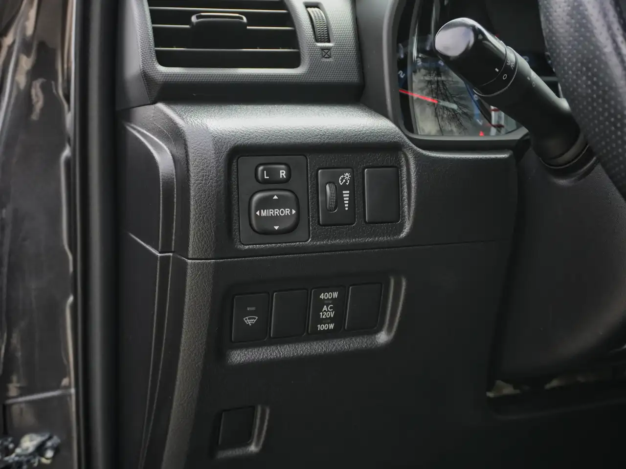 Toyota 4-Runner снимка Toyota 4-Runner