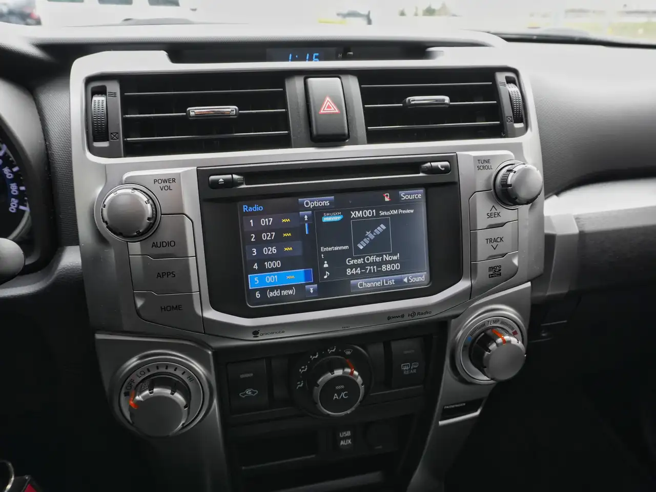Toyota 4-Runner снимка Toyota 4-Runner