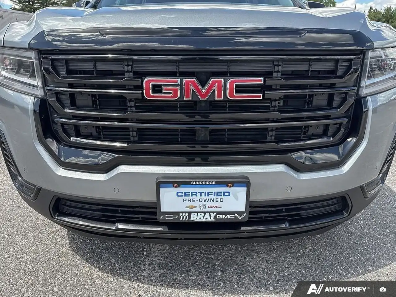 GMC Acadia снимка GMC Acadia