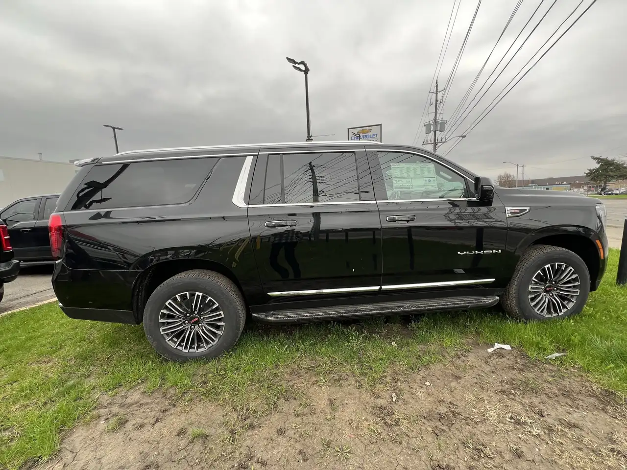 GMC Yukon photo GMC Yukon