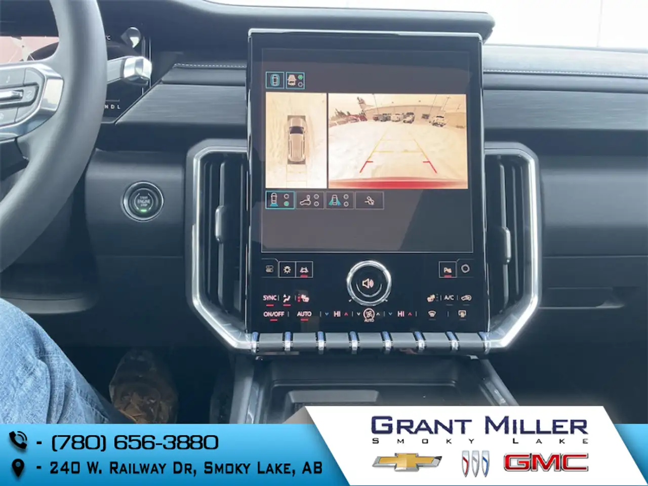 GMC Acadia снимка GMC Acadia