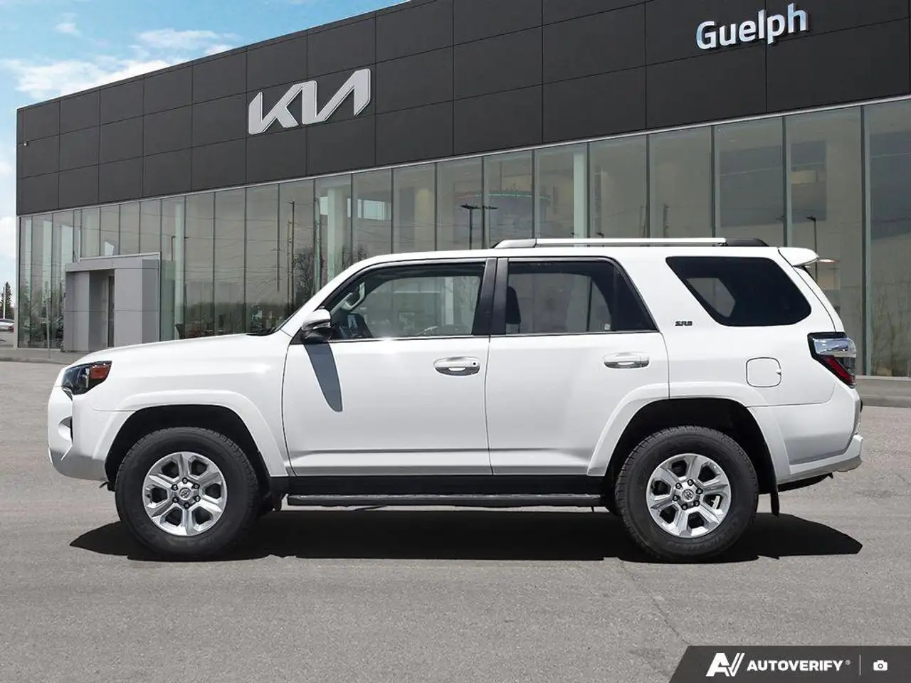 Toyota 4-Runner снимка Toyota 4-Runner