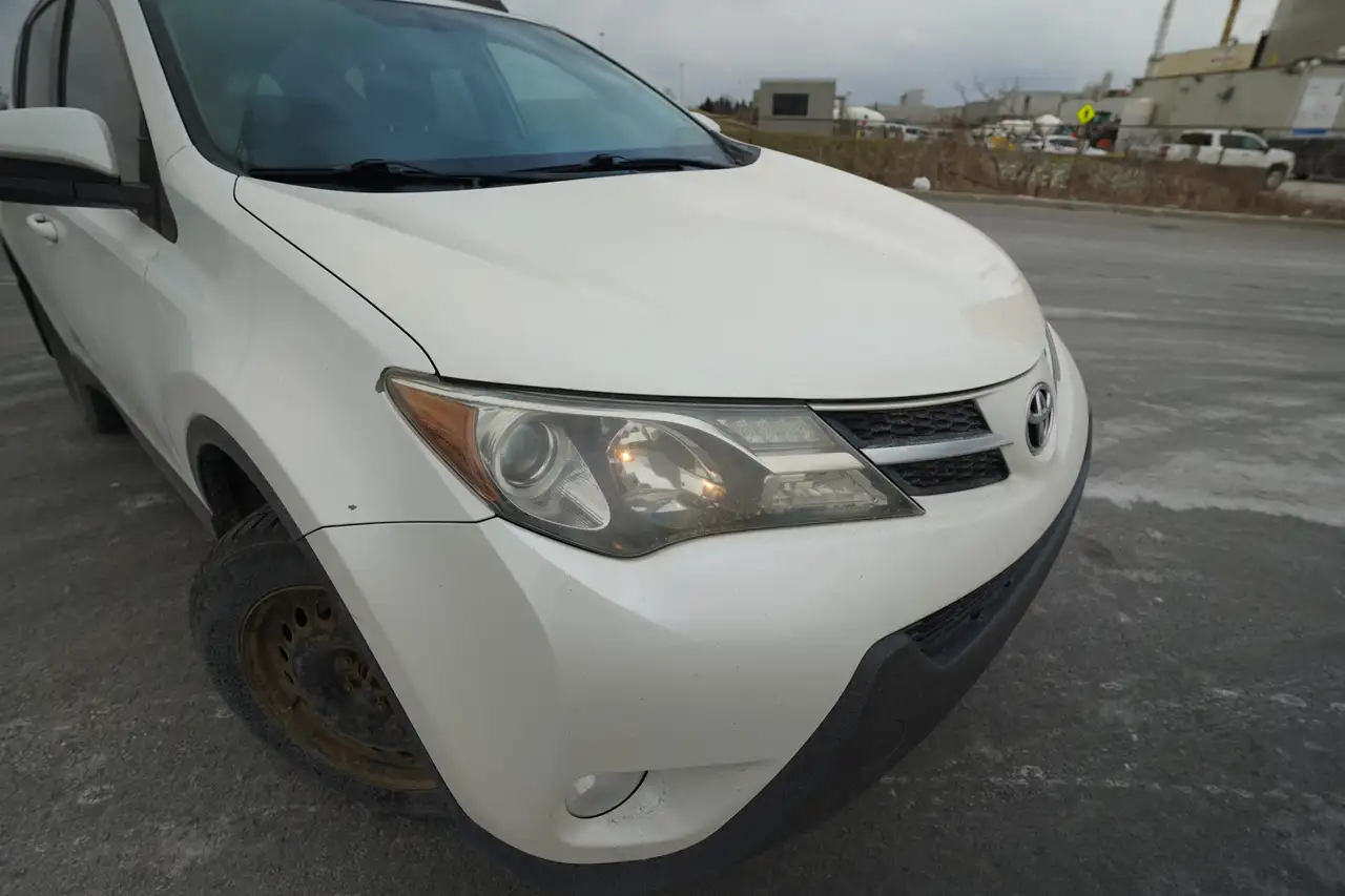 Toyota RAV 4 снимка Toyota RAV 4