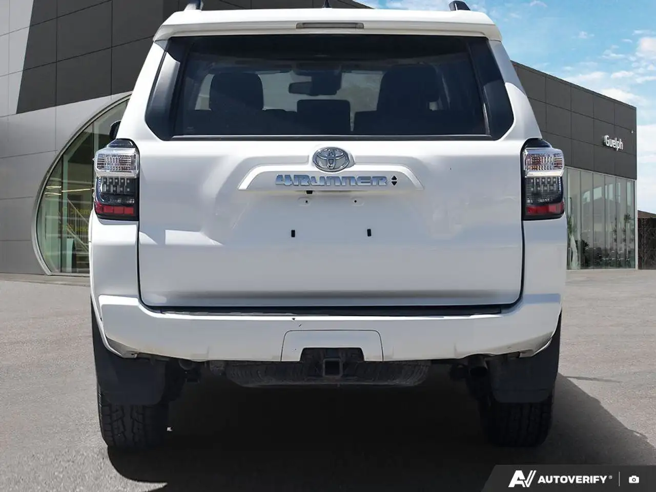Toyota 4-Runner снимка Toyota 4-Runner