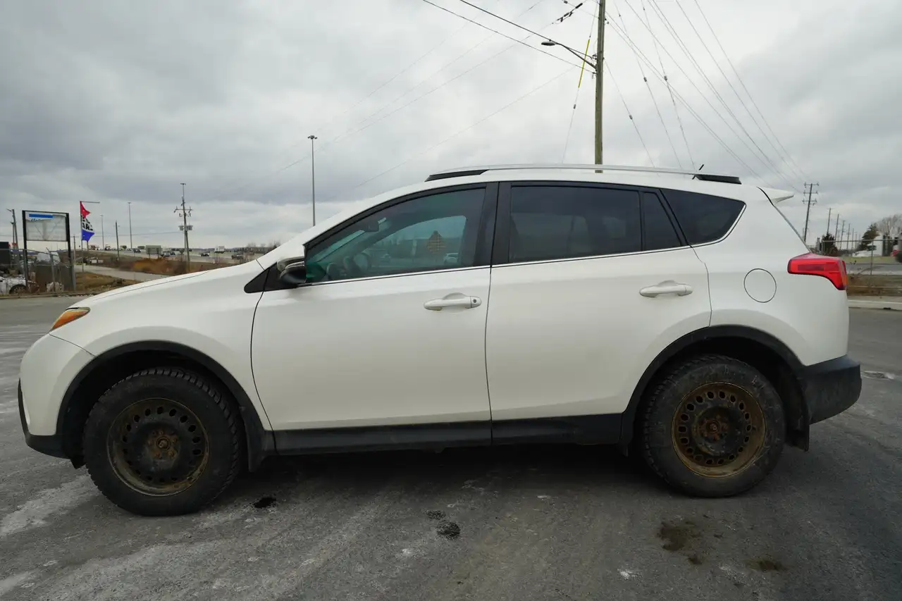 Toyota RAV 4 снимка Toyota RAV 4