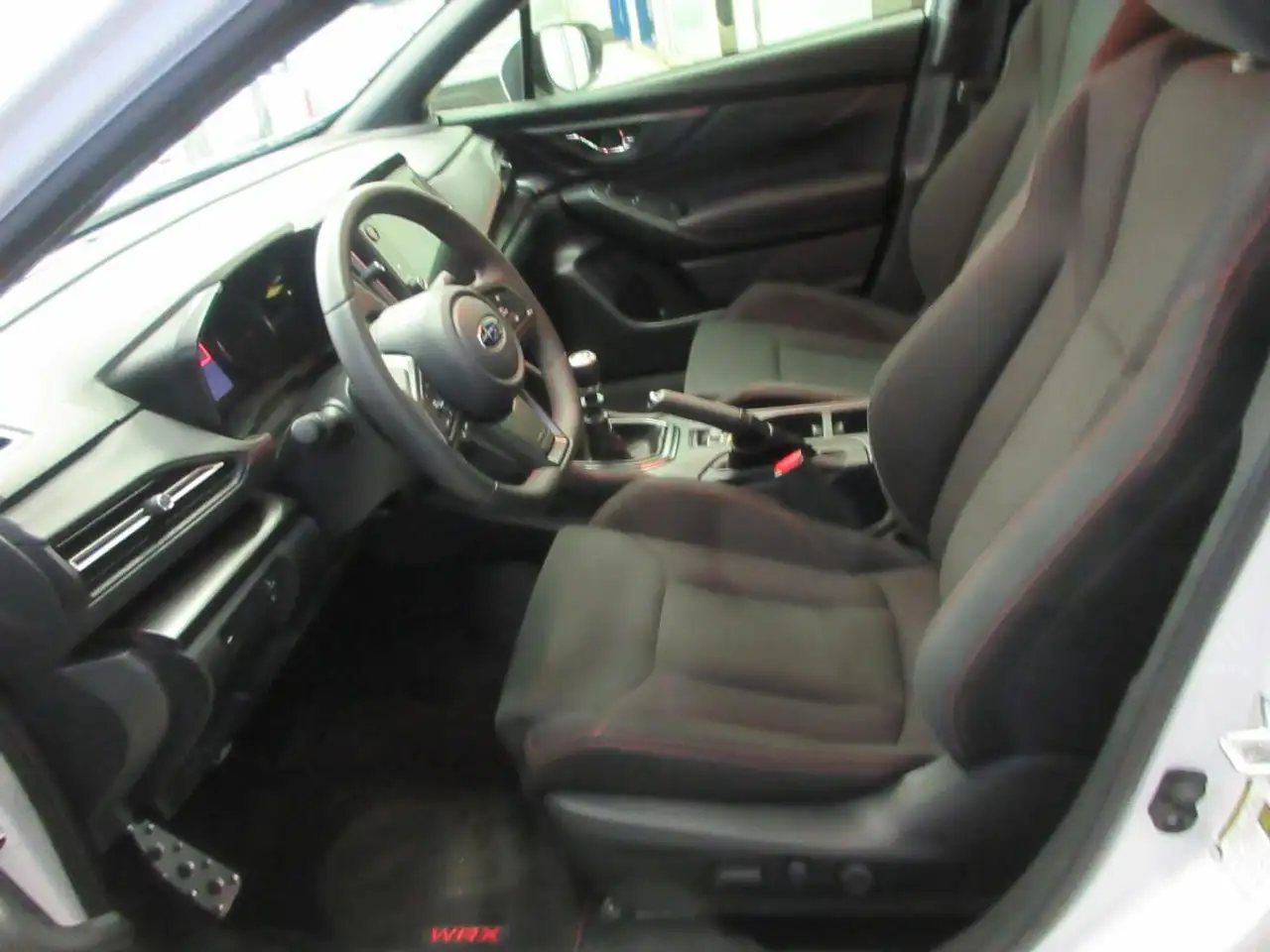 Subaru WRX снимка Subaru WRX