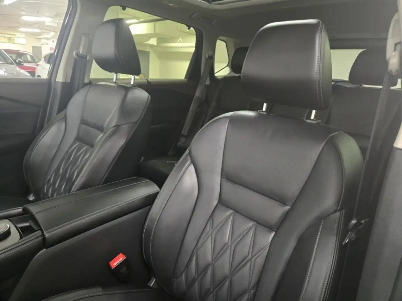 Nissan Rogue fotografie Nissan Rogue