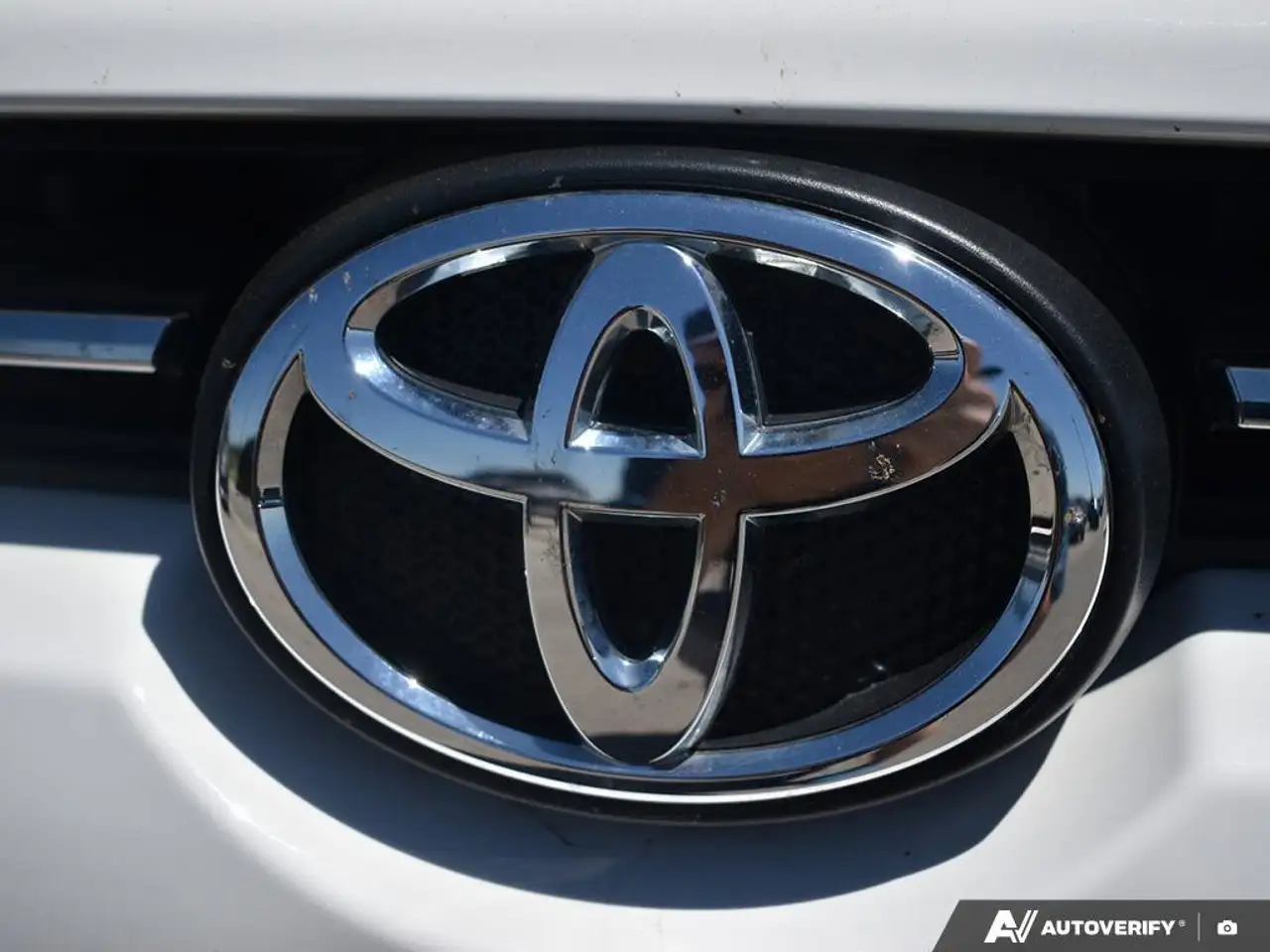 Toyota 4-Runner снимка Toyota 4-Runner