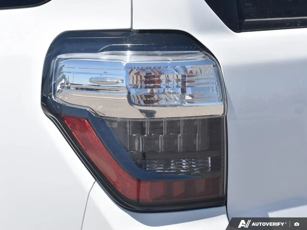 Toyota 4-Runner снимка Toyota 4-Runner