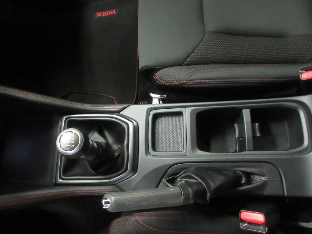 Subaru WRX снимка Subaru WRX