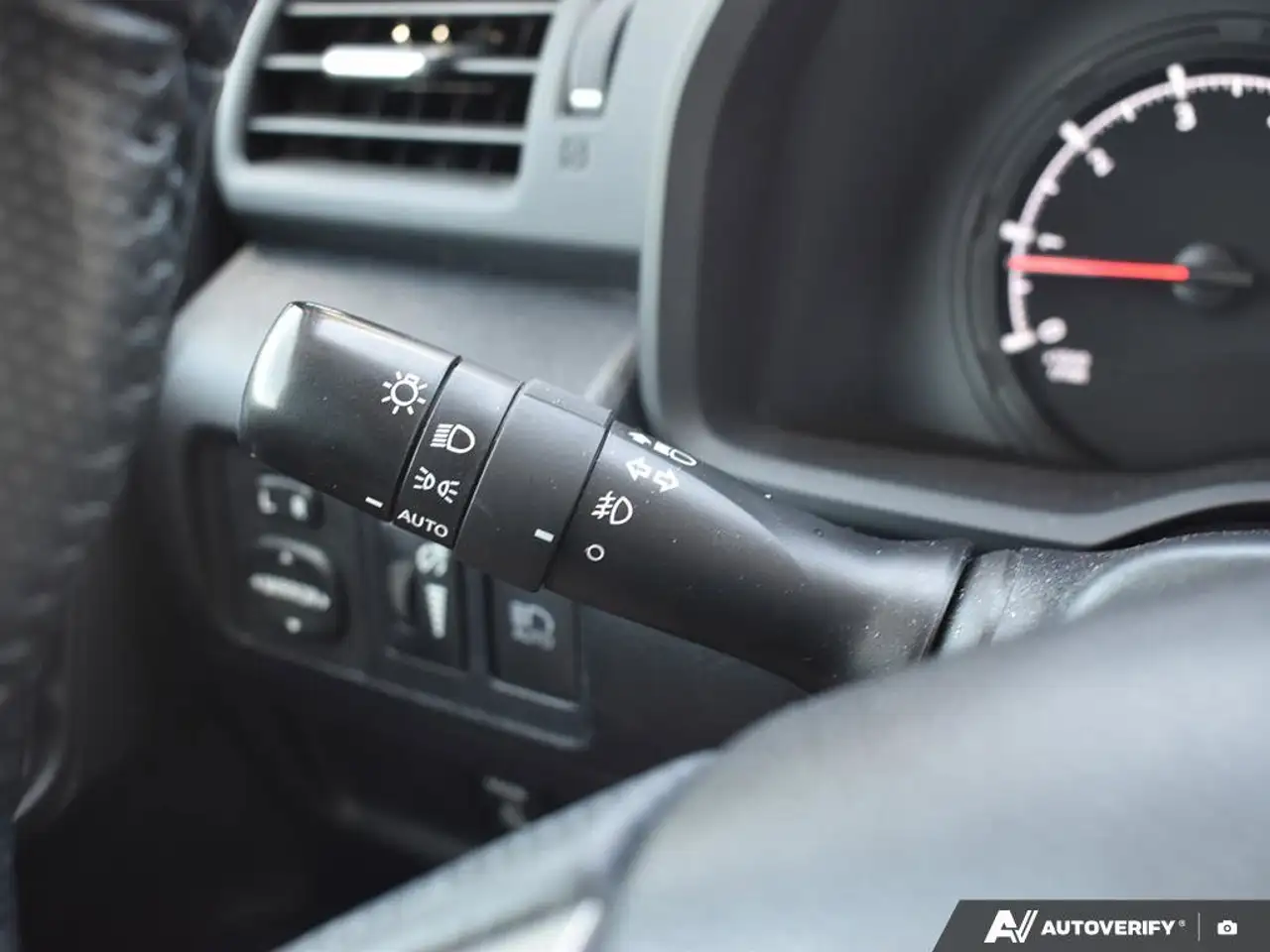 Toyota 4-Runner снимка Toyota 4-Runner