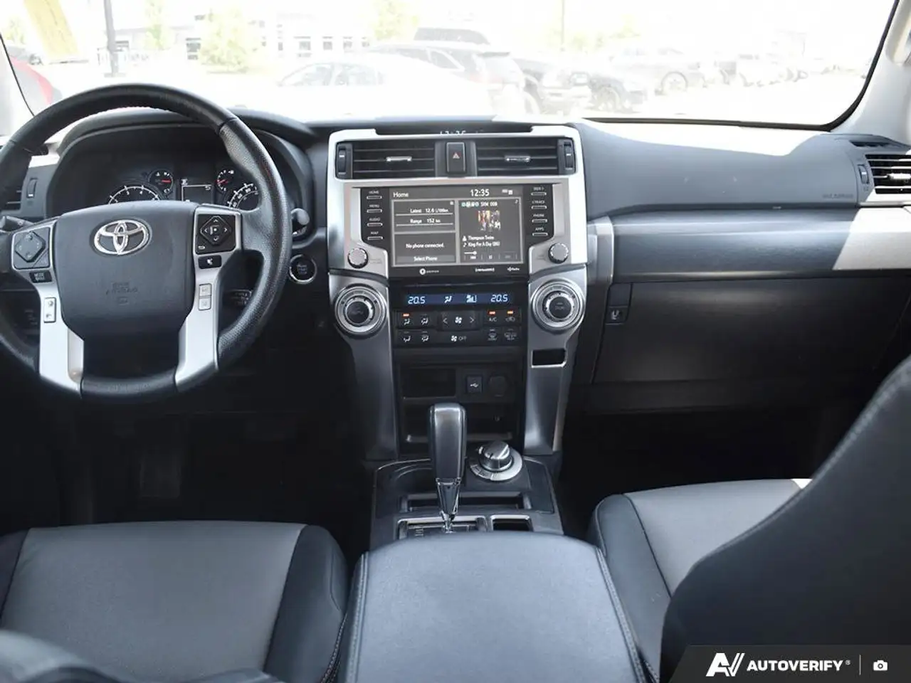 Toyota 4-Runner снимка Toyota 4-Runner