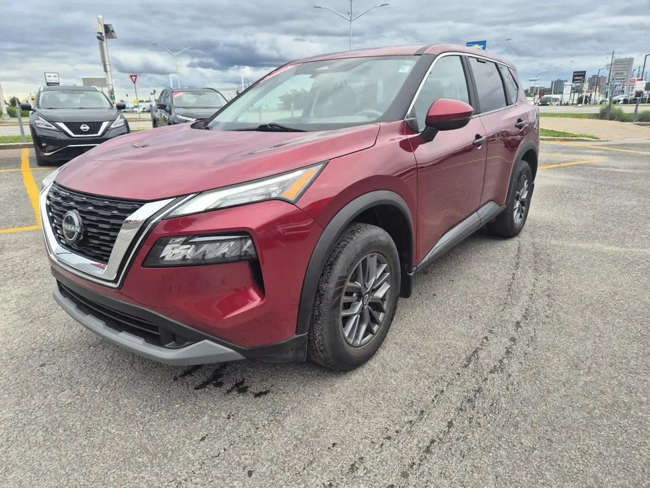 Nissan Rogue снимка Nissan Rogue