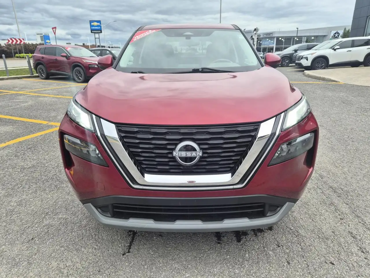 Nissan Rogue снимка Nissan Rogue