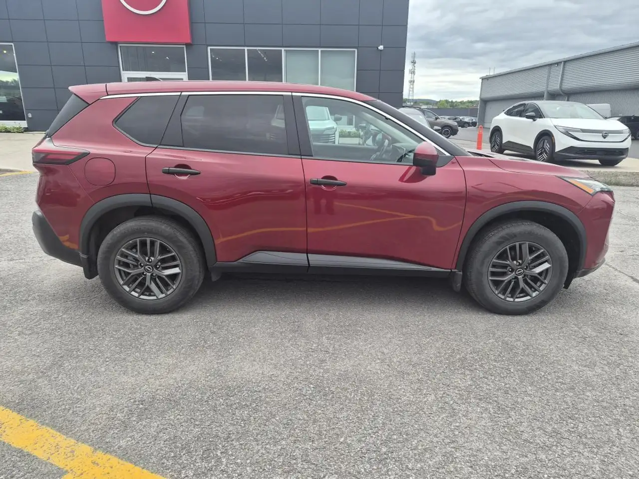 Nissan Rogue снимка Nissan Rogue