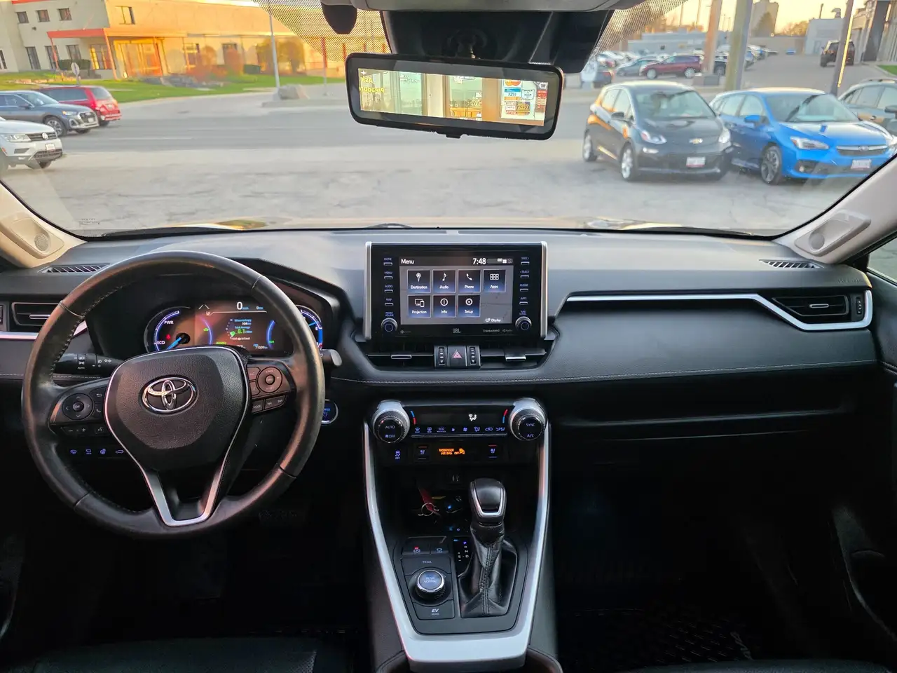 Toyota RAV 4 снимка Toyota RAV 4