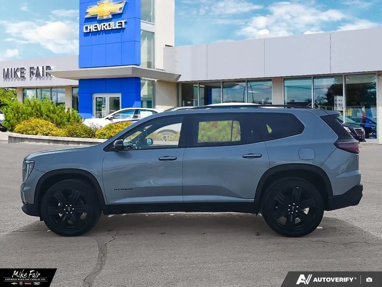 GMC Acadia photo GMC Acadia