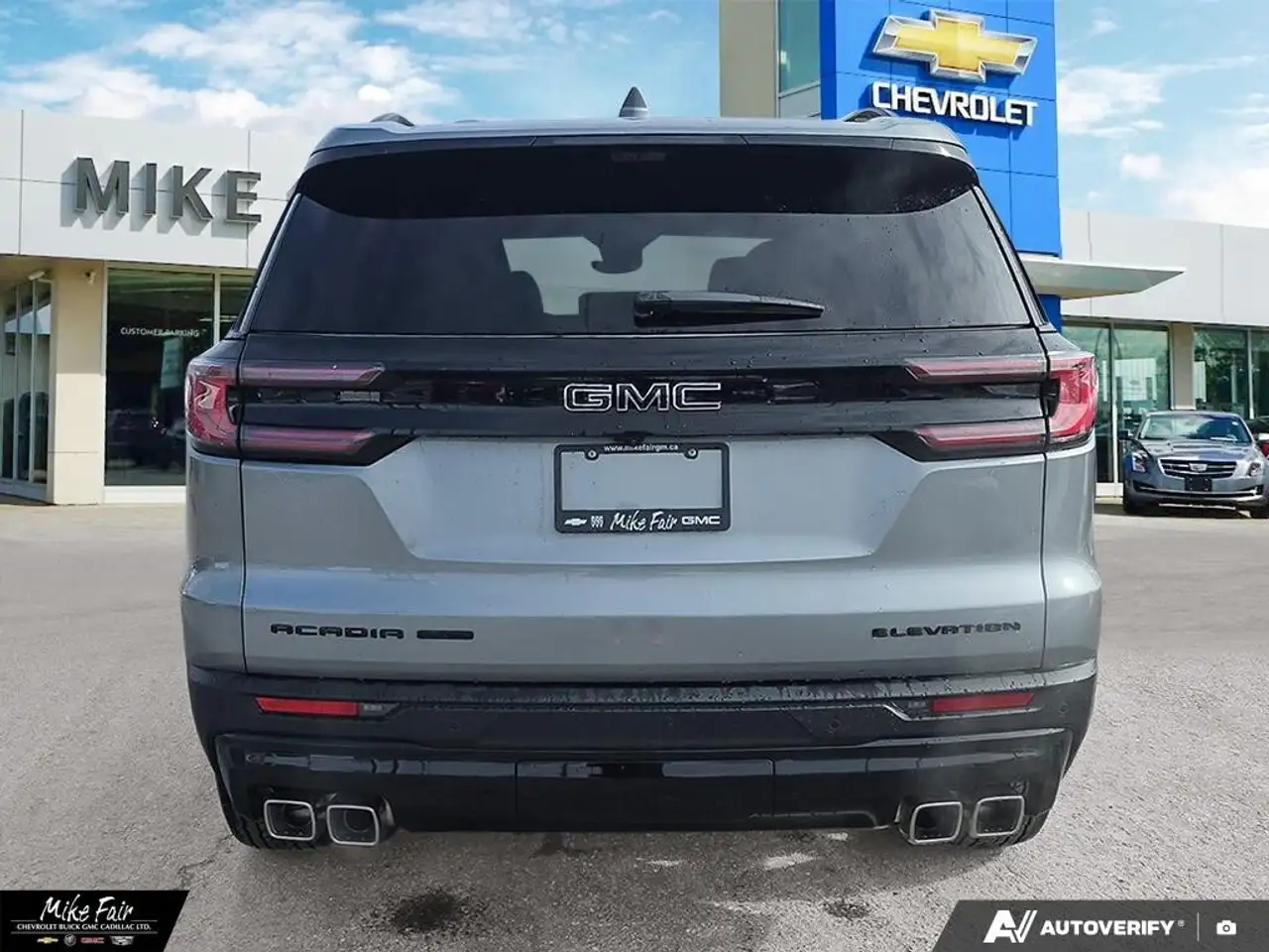 GMC Acadia photo GMC Acadia