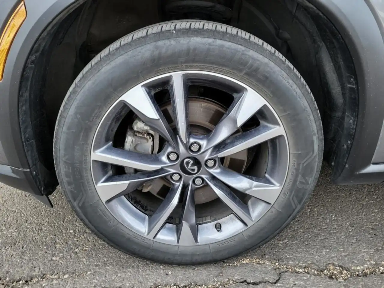 Infiniti QX60 снимка Infiniti QX60