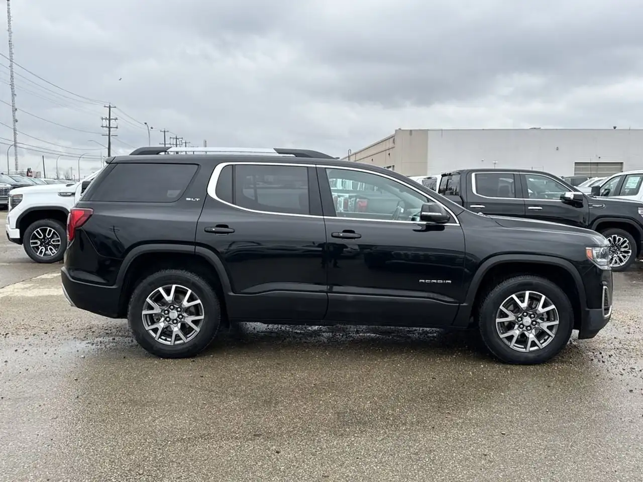 GMC Acadia photo GMC Acadia