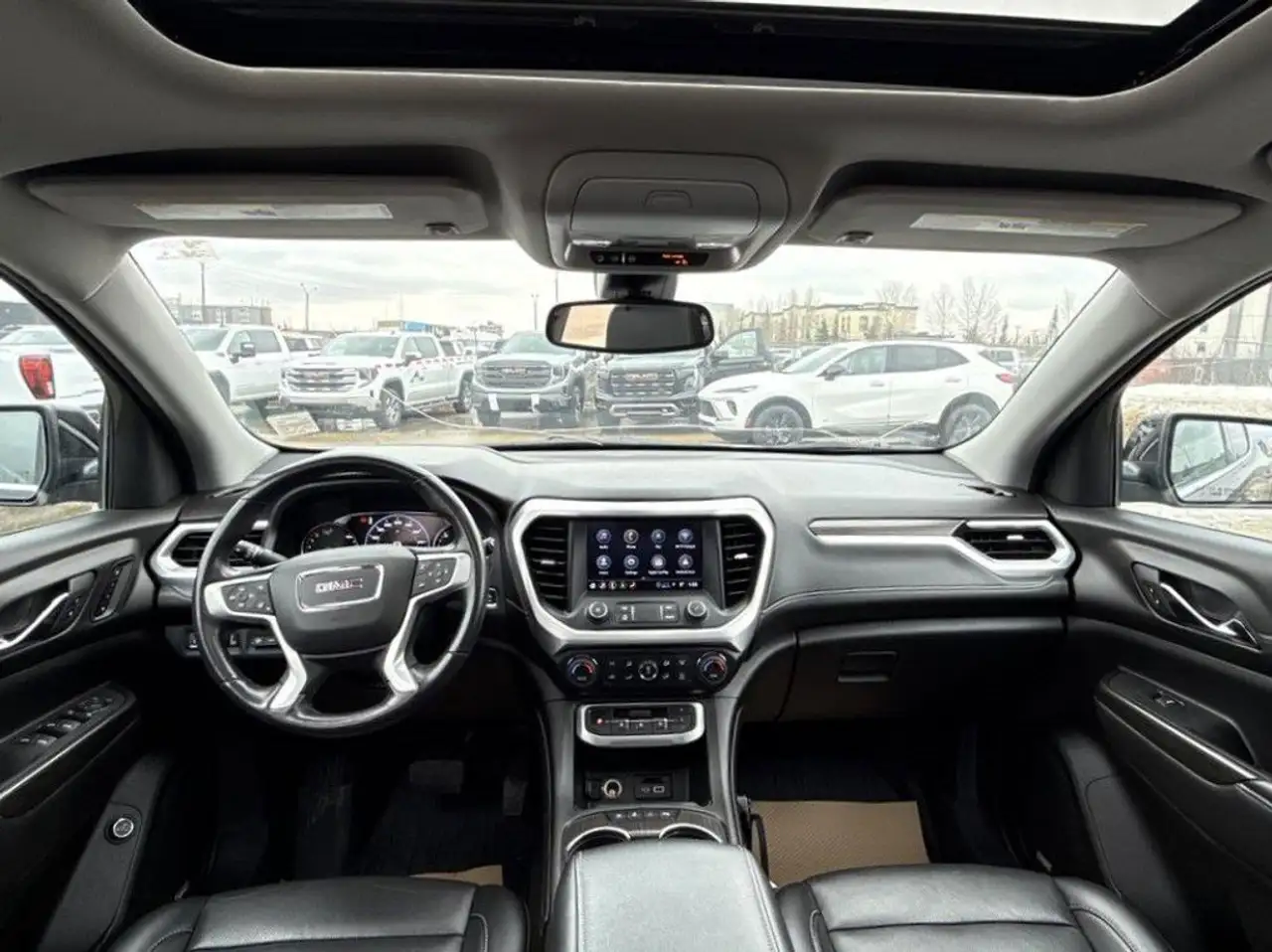 GMC Acadia photo GMC Acadia