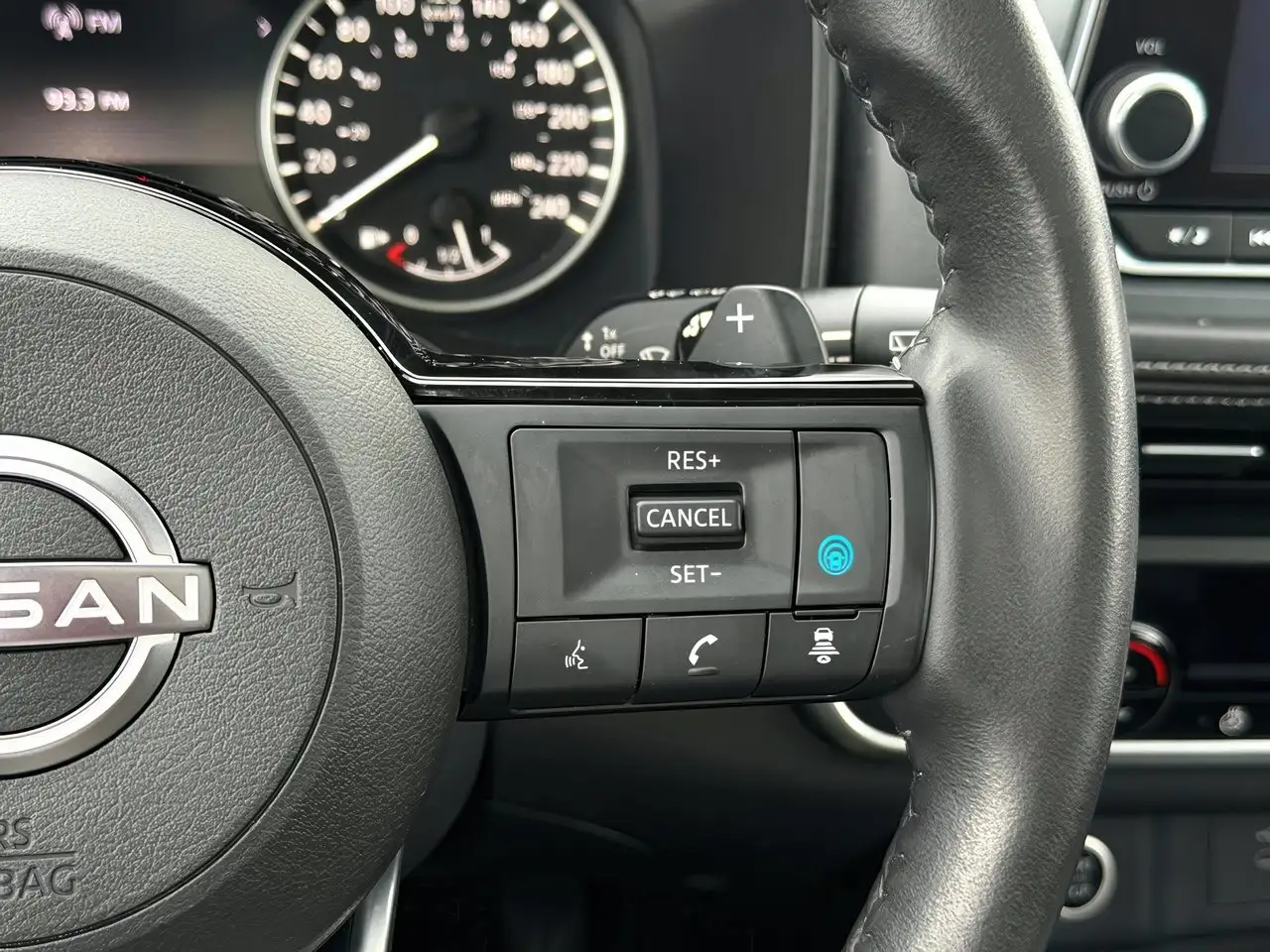 Nissan Rogue fotografie Nissan Rogue