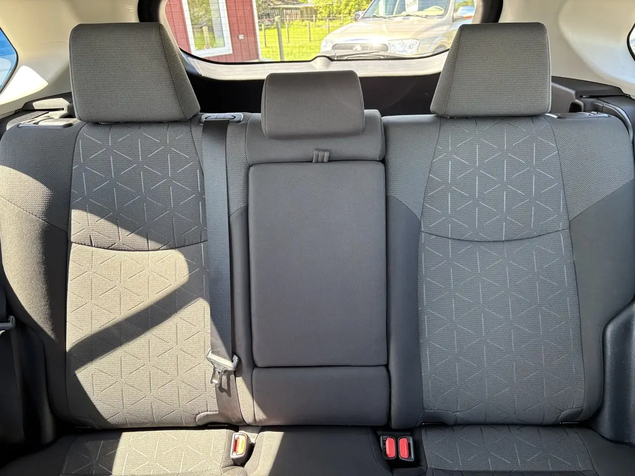 Toyota RAV 4 photo Toyota RAV 4