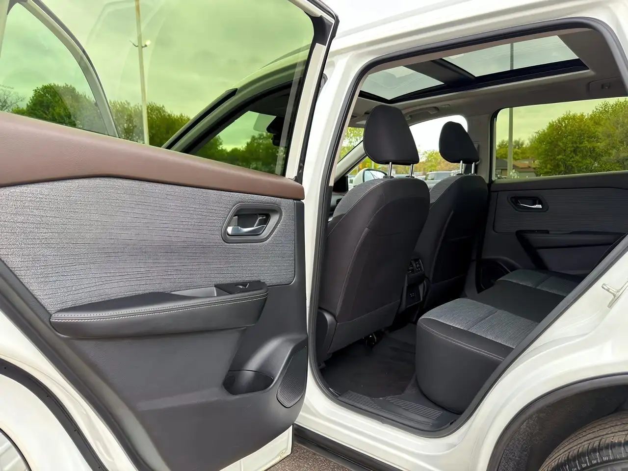 Nissan Rogue fotografie Nissan Rogue