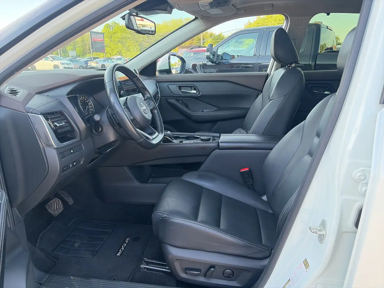 Nissan Rogue photo Nissan Rogue