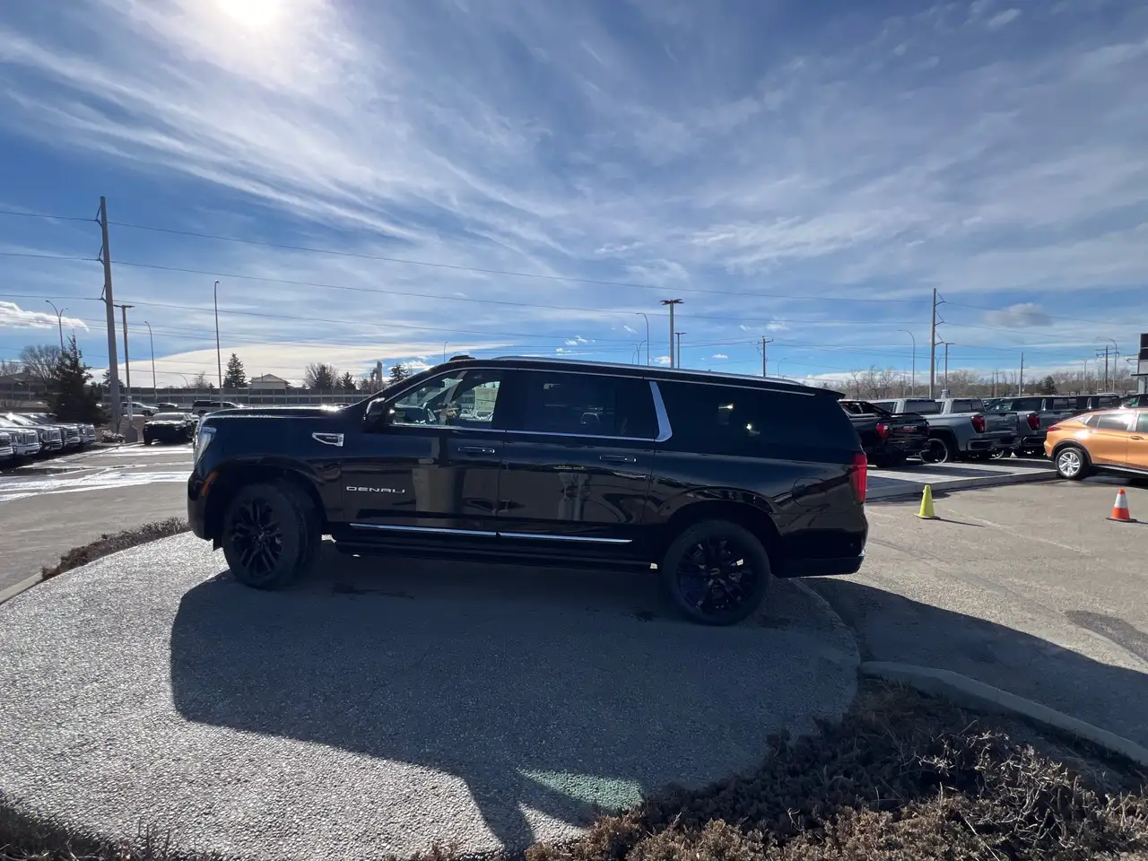 GMC Yukon photo GMC Yukon