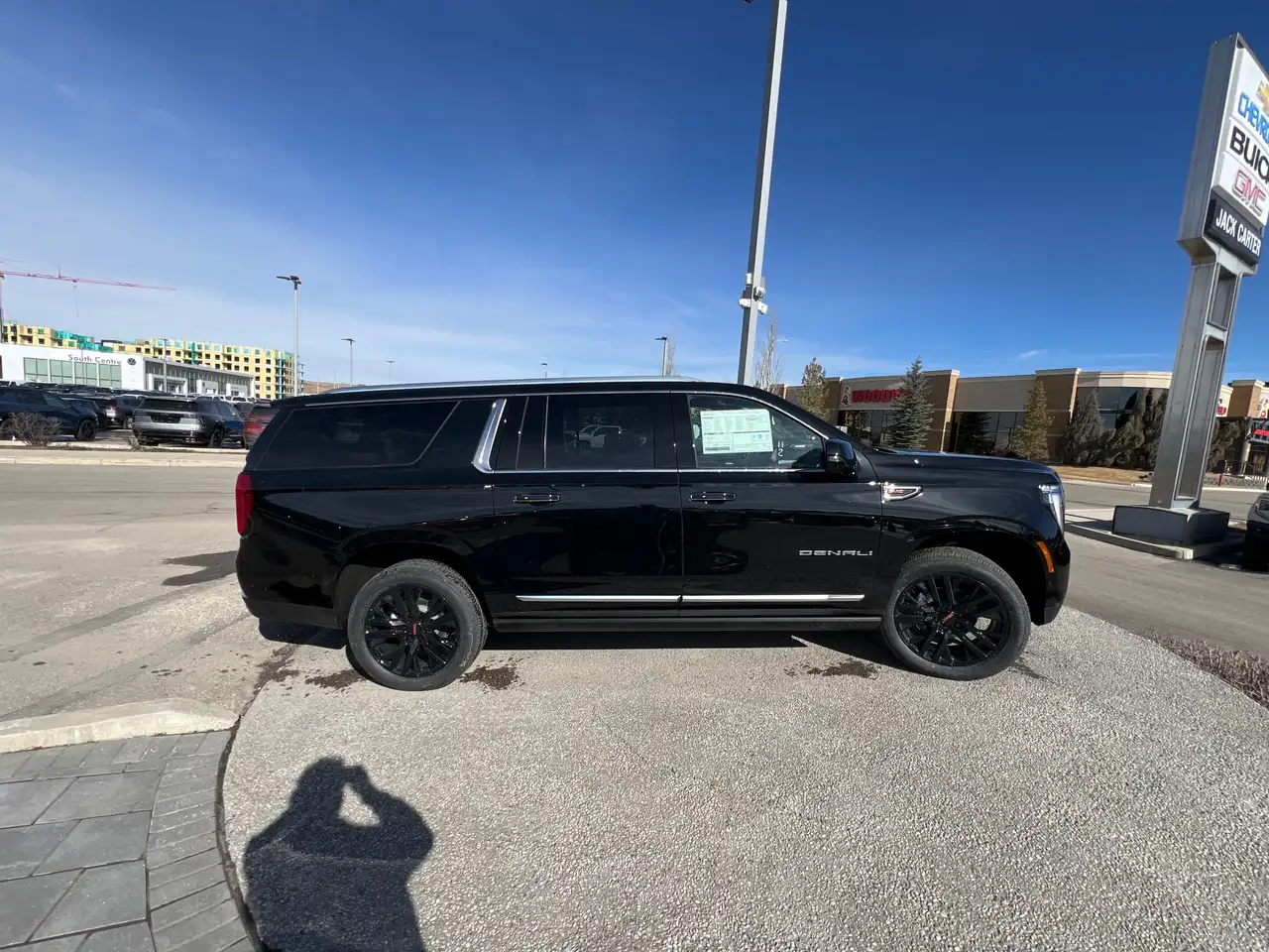 GMC Yukon photo GMC Yukon