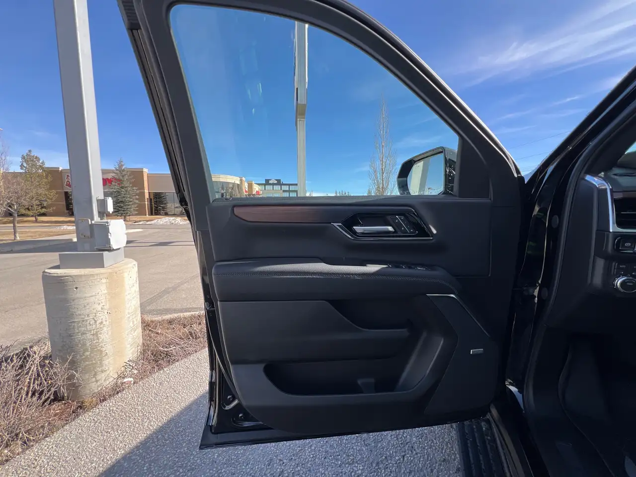 GMC Yukon photo GMC Yukon