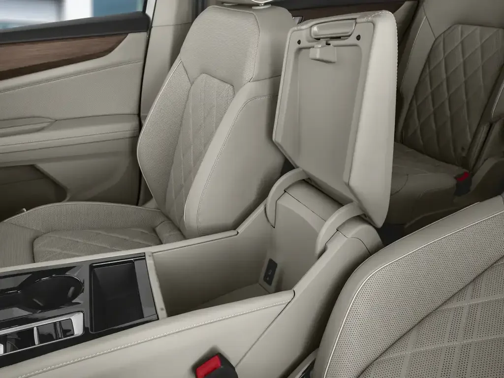 Volkswagen Atlas снимка Volkswagen Atlas
